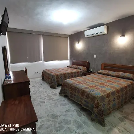 Hotel Plaza Tuxpan  Exterior photo